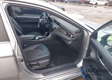 2020 Toyota Camry Se z USA, uszkodzony, nr VIN 4T1G11AK8LU964551